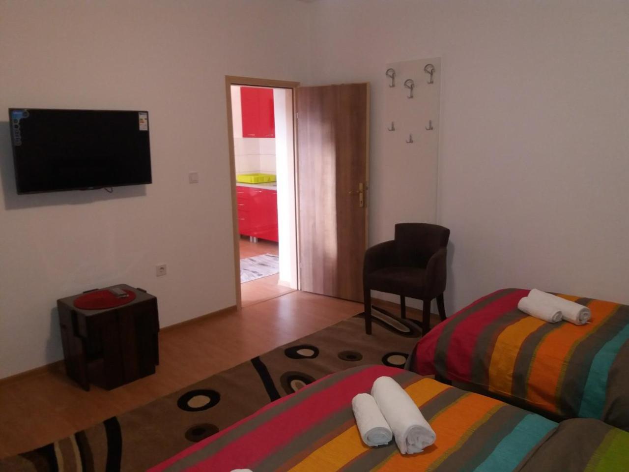 Апартаменти Apartman Donji Kraj Цетинє Екстер'єр фото