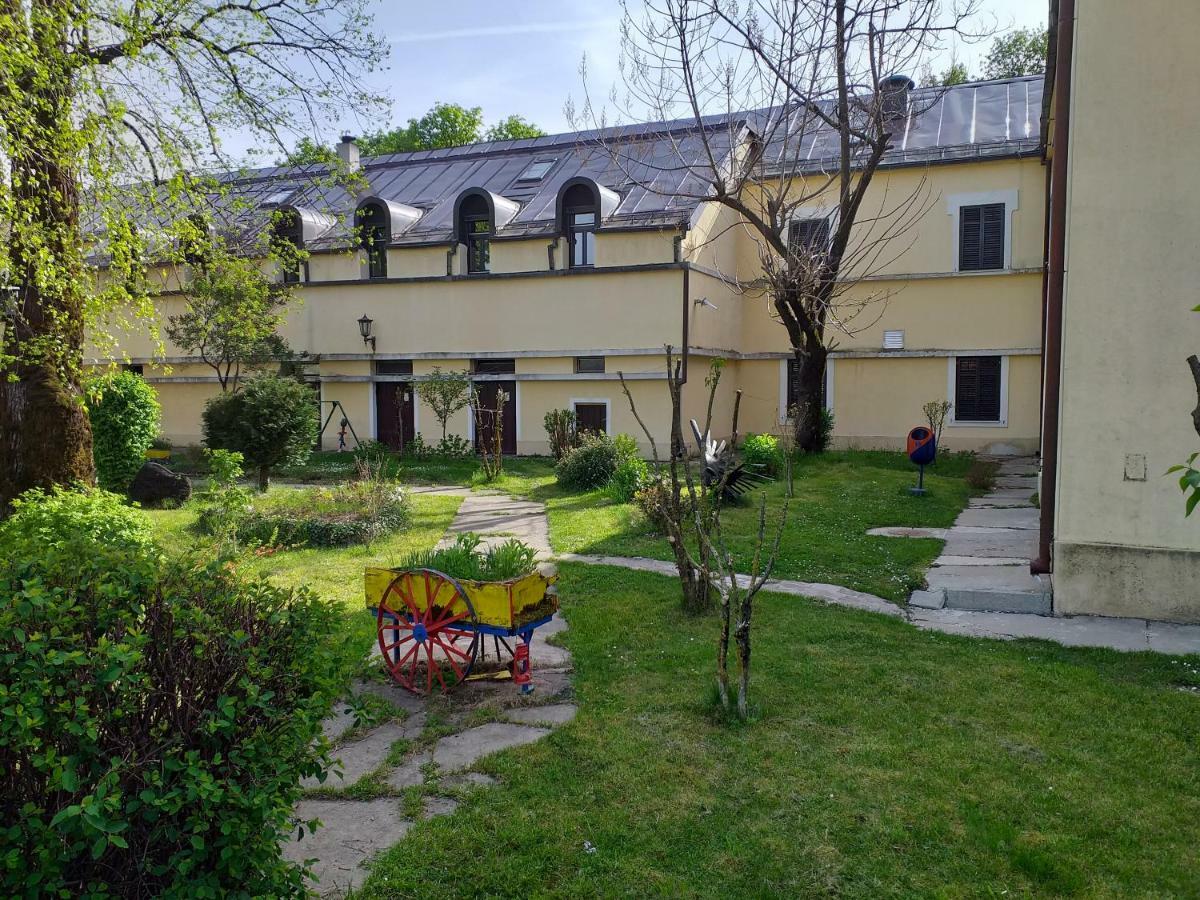 Апартаменти Apartman Donji Kraj Цетинє Екстер'єр фото