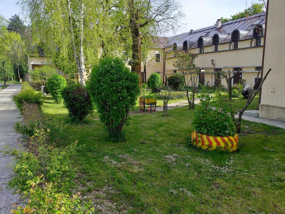 Апартаменти Apartman Donji Kraj Цетинє Екстер'єр фото